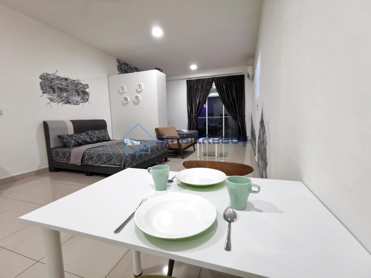 Twin Galaxy Suites By Sr Home Johor Bahru Exterior foto