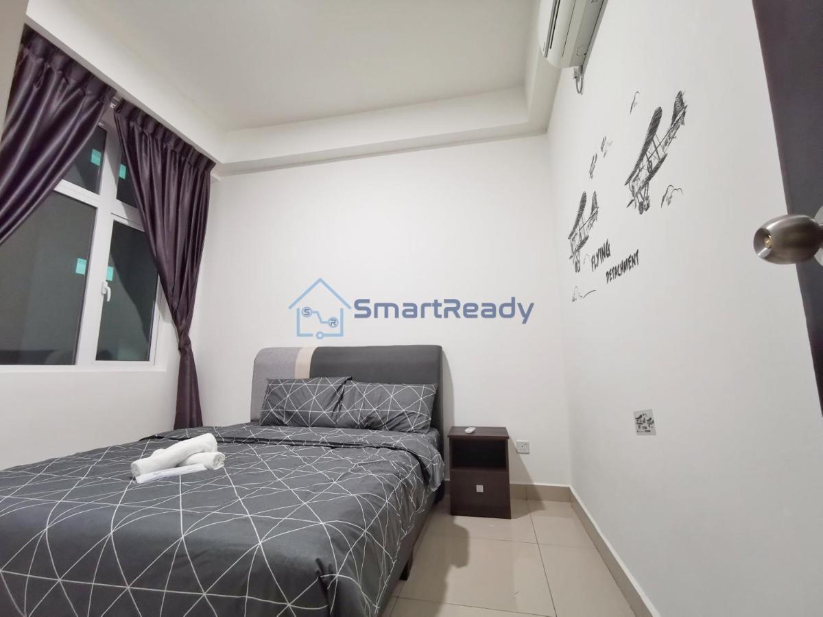 Twin Galaxy Suites By Sr Home Johor Bahru Exterior foto